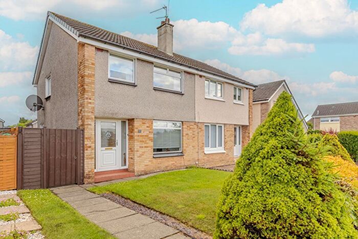 3 Bedroom Semi-Detached House For Sale In Islay Road, Kirkintilloch, Kirkintilloch, G66