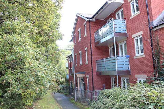 2 Bedroom Flat To Rent In Dart Walk, Exeter, EX2
