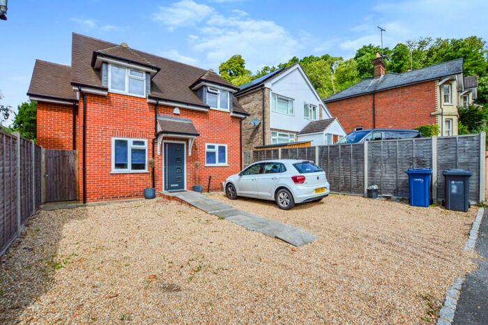2 Bedroom Detached House To Rent In Dean Road, Godalming, Surrey, GU7