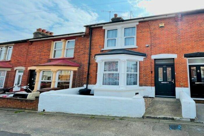 3 Bedroom Terraced House To Rent In Portland Road, Gillingham, ME7