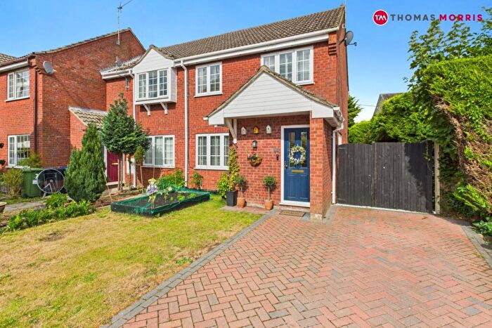 3 Bedroom End Of Terrace House For Sale In Bramley Close, Offord D'Arcy, St. Neots, Cambridgeshire, PE19