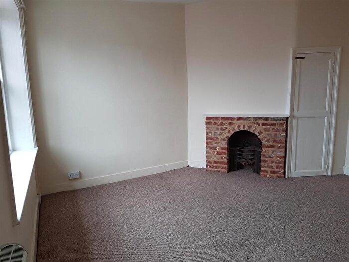 2 Bedroom Apartment To Rent In Church Street, Canterbury, CT1