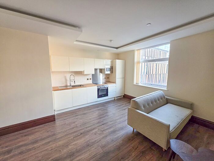1 Bedroom Flat To Rent In Ralli House, Old Hall Street, Liverpool, Merseyside, Uk, L3
