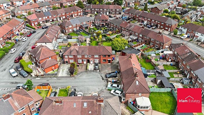 3 Bedroom Semi-Detached House For Sale In Etherley Close, Irlam, M44