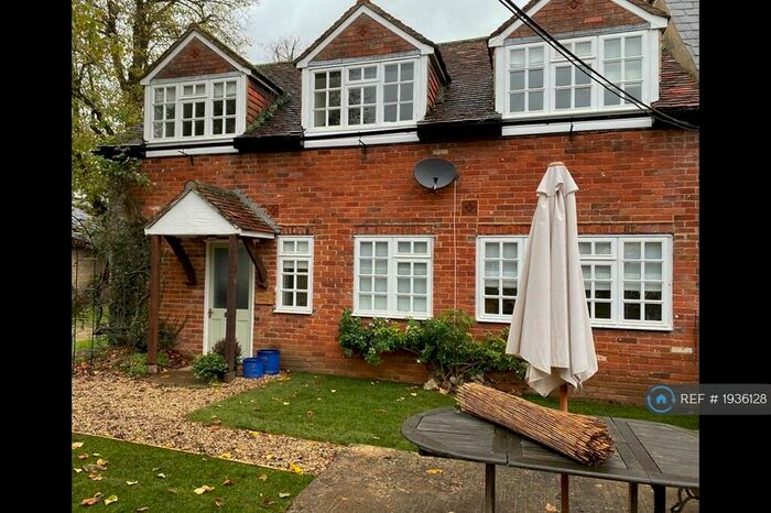 3 Bedroom Semi-Detached House To Rent In Little Coxwell, Faringdon, SN7