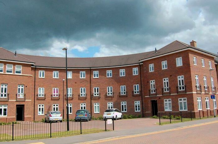 2 Bedroom Flat To Rent In Rochester Way, New Cardington, MK42