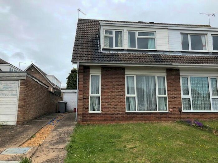 3 Bedroom Property To Rent In St. Anthonys Road, Kettering, NN15