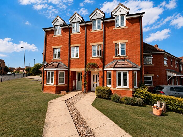 4 Bedroom Town House For Sale In Merevale Way, Yeovil, BA21