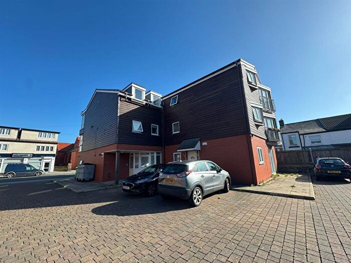 2 Bedroom Flat To Rent In Toronto Court, Toronto Mews, Wallasey Village, CH45
