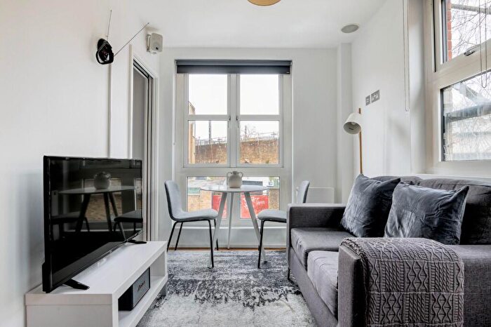 Studio To Rent In Bruges Place, London, NW1