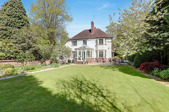 5 Bedroom Detached House For Sale In Redcliffe Road, Nottingham, NG3