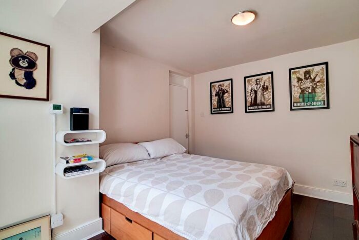 2 Bedroom Apartment To Rent In East India Dock Road London, E14