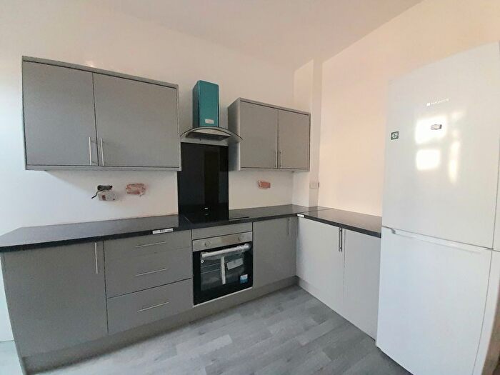 2 Bedroom Property To Rent In Alexandra Street, Ashton-Under-Lyne, OL6