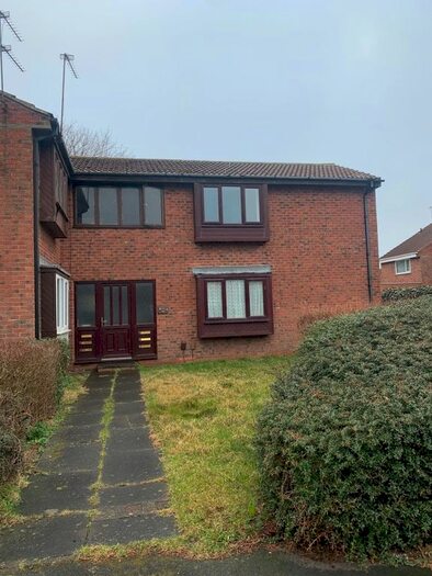 Studio To Rent In Drake Close, South Shields, NE33