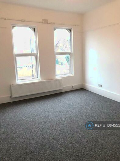 2 Bedroom Flat To Rent In Parchmore Road, Thornton Heath, CR7