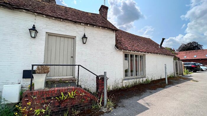 2 Bedroom Terraced Bungalow To Rent In Alton Road, West Meon, Hampshire, GU32