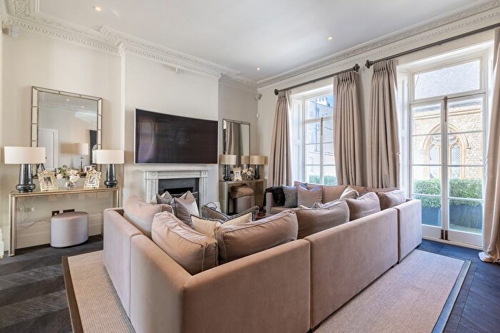 7 Bedroom Property To Rent In Chester Square, Belgravia, SW1W