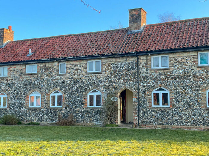 2 Bedroom Cottage To Rent In Stetchworth, CB8