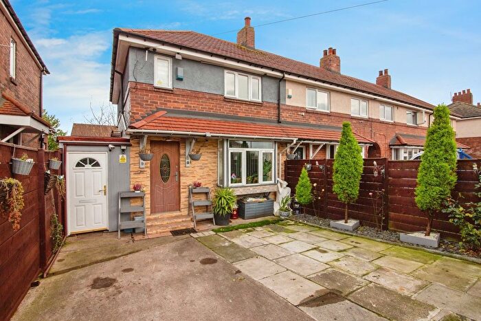 3 Bedroom Semi Detached Bungalow For Sale In Ripley Avenue, North Shields, NE29