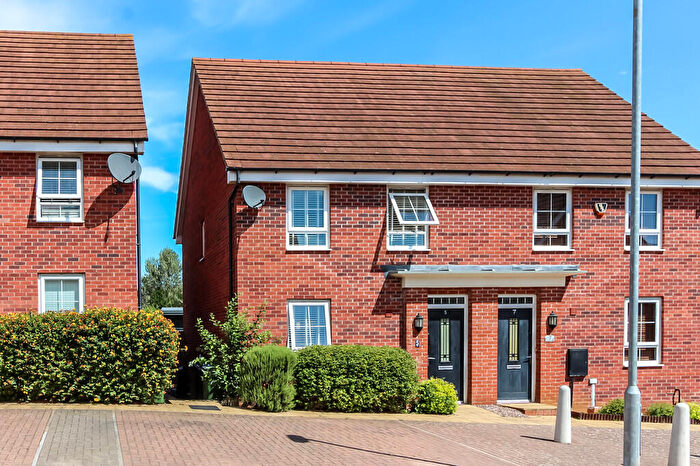 3 Bedroom Semi-Detached House For Sale In Mercury Road, Wellingborough, NN8
