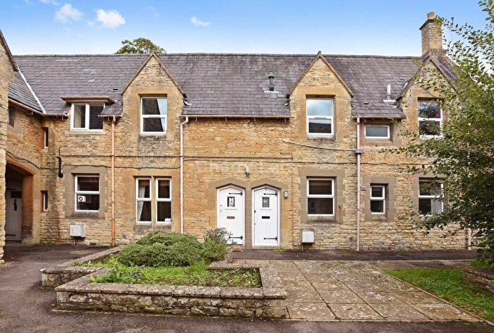 2 Bedroom Flat To Rent In Rectory Lane, Woodstock, OX20