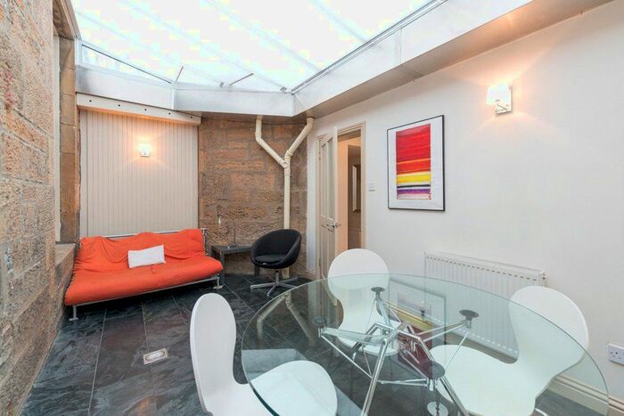 4 Bedroom Flat To Rent In Strathearn Road, Edinburgh, EH9