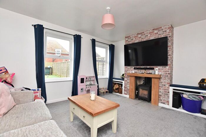 3 Bedroom End Terrace House For Sale In The Green, Lydd, TN29