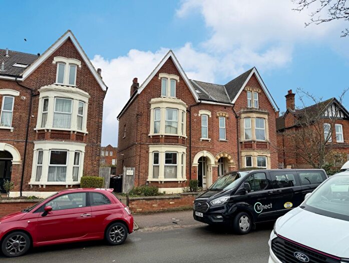 1 Bedroom Flat For Sale In Flat E, St. Andrews Road, Bedford, Bedfordshire, MK40