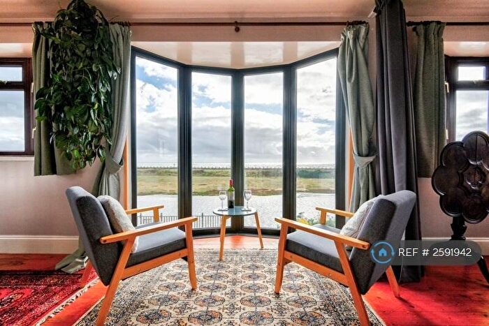 2 Bedroom Flat To Rent In Brighton Road, Lancing, BN15