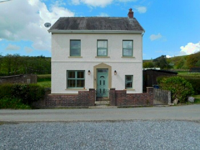 4 Bedroom Detached House For Sale In Llanfynydd, Carmarthen, Carmarthenshire., SA32