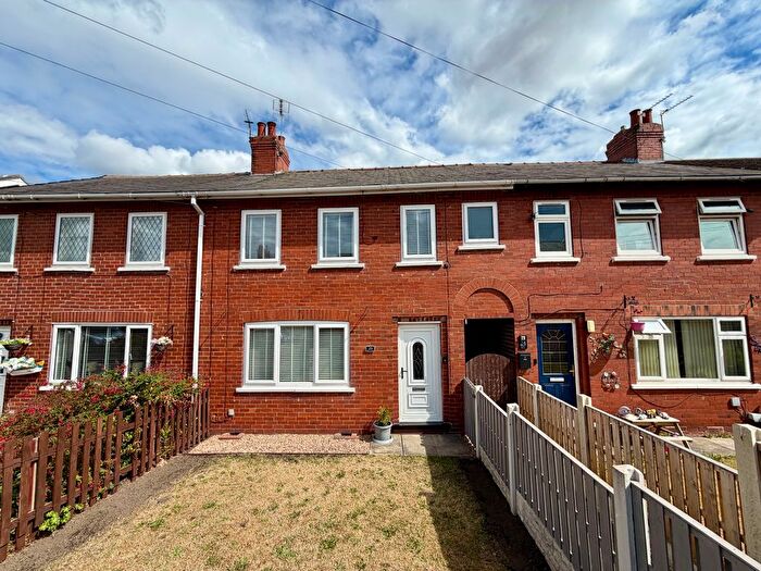 3 Bedroom Terraced House For Sale In Ridge Road, Middlestown, Wakefield, West Yorkshire, WF4