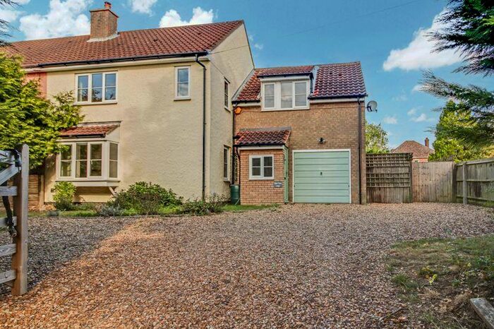 4 Bedroom Semi-Detached House To Rent In Potton Road, Great Gransden, St. Neots, PE19