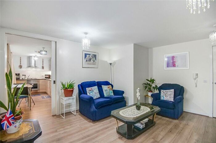 2 Bedroom Flat For Sale In Golspie Street, Glasgow, Glasgow City, G51