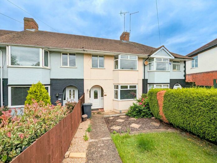 3 Bedroom Terraced House To Rent In Rothersthorpe Road, Northampton, NN4