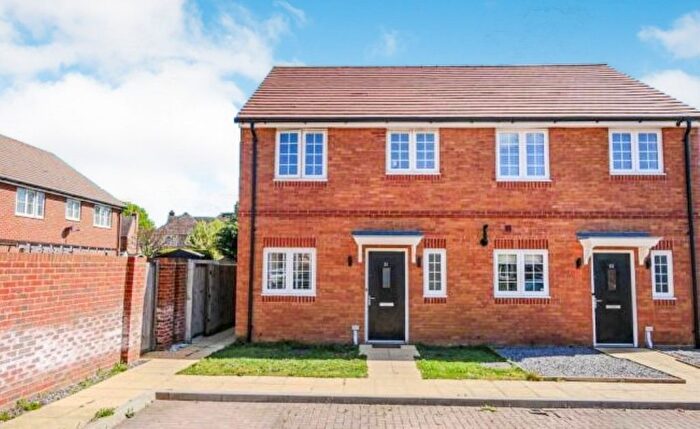 2 Bedroom Semi-Detached House For Sale In Bonners Mead, Benson, Wallingford, OX10