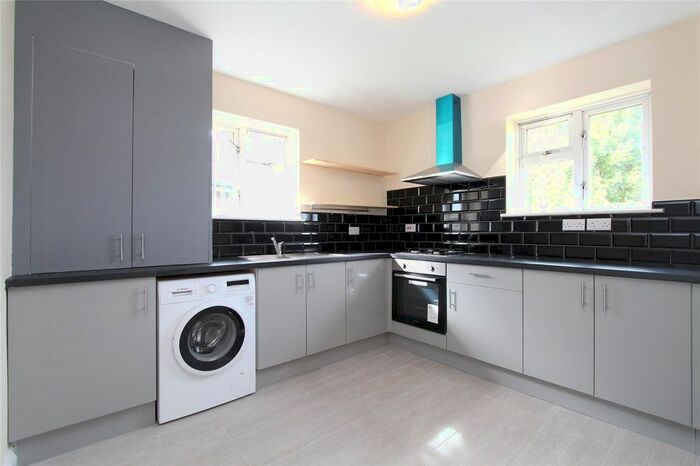 3 Bedroom Flat To Rent In Camrose Avenue, Edgware, HA8
