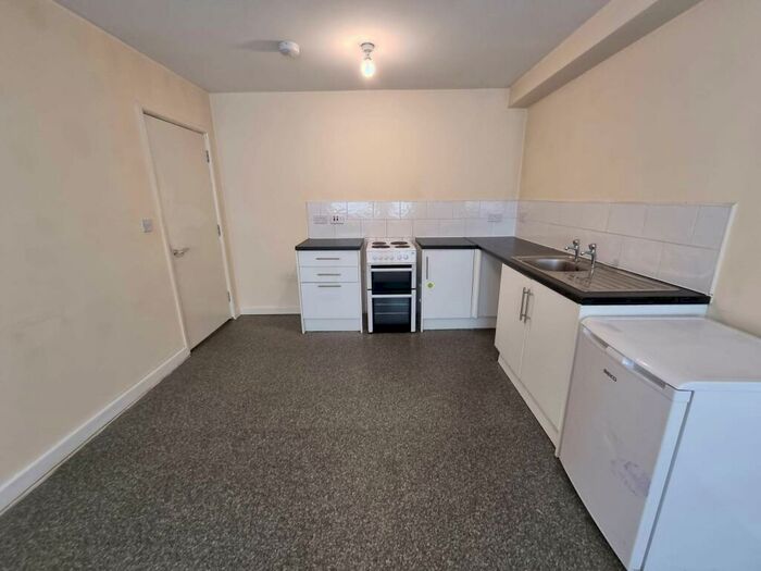 1 Bedroom Flat To Rent In Abbelaine Court Laburnum Drive, Newport, NP19