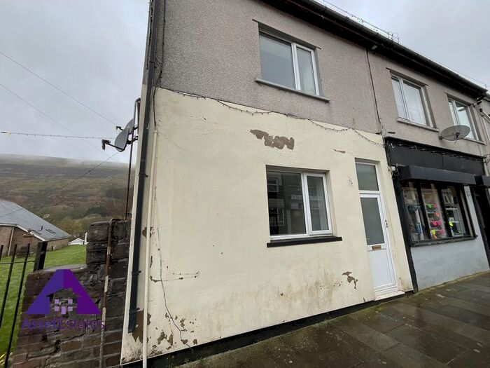 1 Bedroom Flat To Rent In High Street, Blaina, Abertillery, NP13