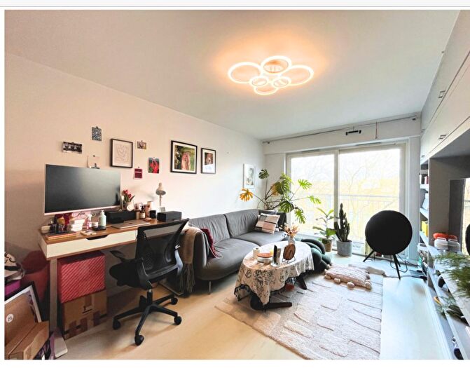 2 Bedroom Flat For Sale In Heritage Avenue, London, NW9