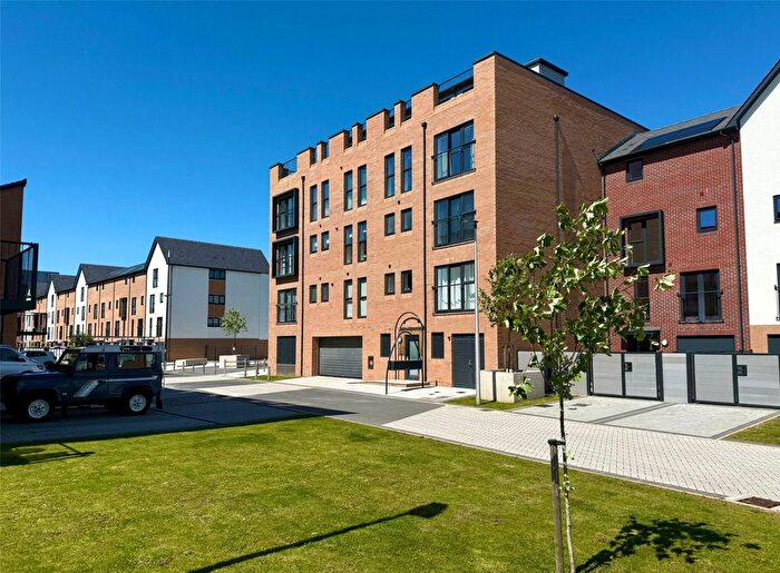 2 Bedroom Flat For Sale In Taw Wharf, Sticklepath, Barnstaple, Devon, EX31
