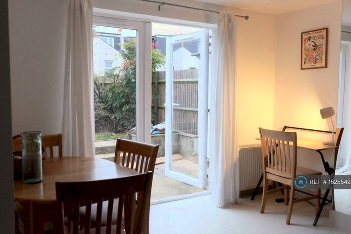 1 Bedroom Flat To Rent In Bexhill Road, London, SE4