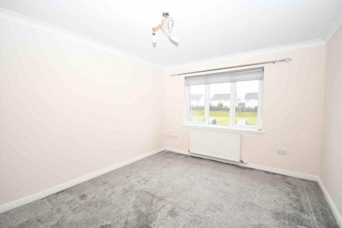 2 Bedroom Flat To Rent In Pinewood Court, Milton Of Leys, Inverness, IV2