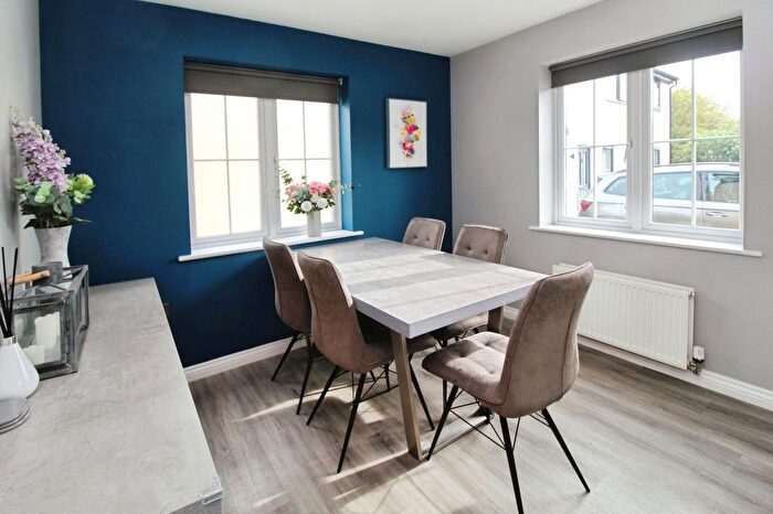 3 Bedroom End Of Terrace House For Sale In Millennium Court, Greenside, Ryton, NE40