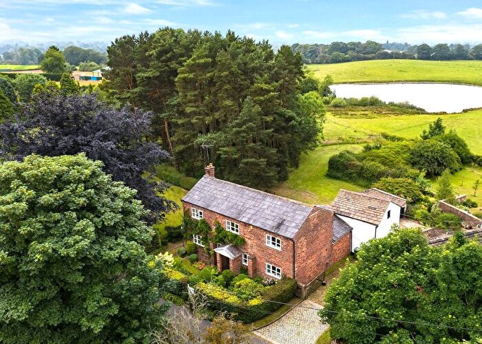 3 Bedroom Link Detached House To Rent In Andertons Lane, Henbury, Macclesfield, Cheshire, SK10