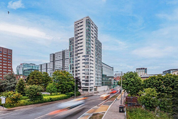 2 Bedroom Flat For Sale In The Argyle Building, Argyle Street, Glasgow City Centre, G2