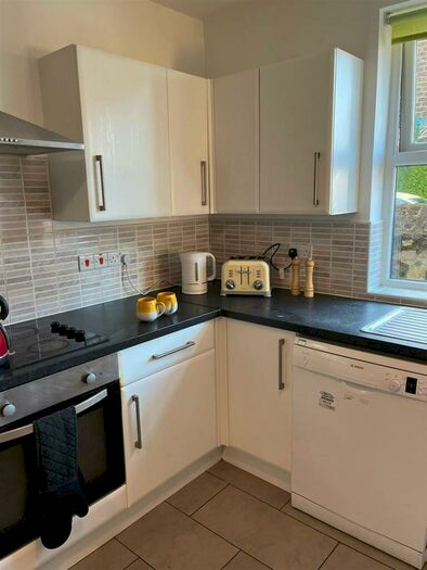 6 Bedroom Private Hall To Rent In Parker Street, Lancaster, LA1