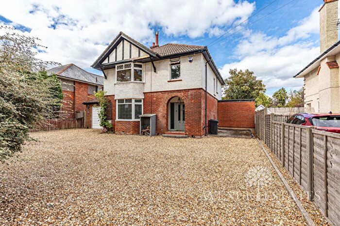 5 Bedroom Detached House For Sale In Littledown Avenue, Bournemouth, Bournemouth Christchurch Poole, BH7