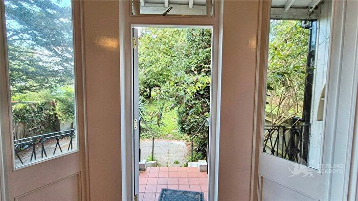 1 Bedroom Flat For Sale In Birdhurst Road, South Croydon, CR2