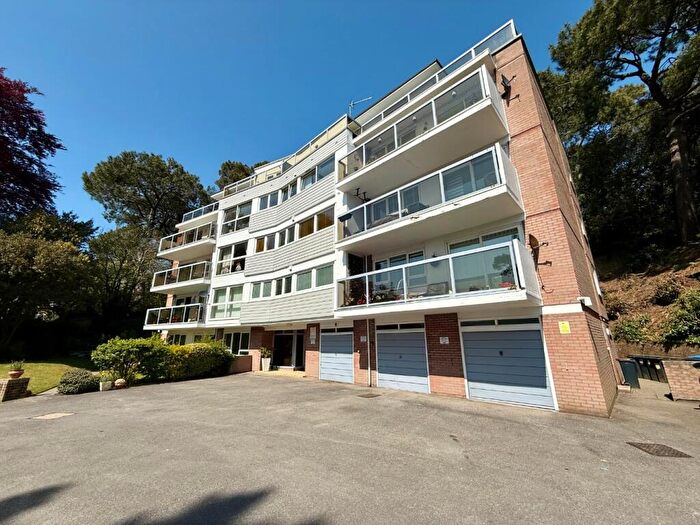 2 Bedroom Apartment To Rent In The Grange, C Branksome Wood Road, Bournemouth, Dorset, BH2