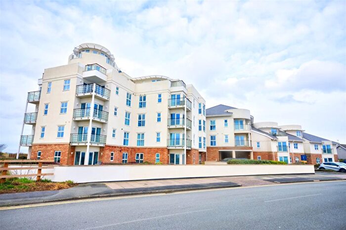 3 Bedroom Flat For Sale In Hall Road West, Liverpool, L23